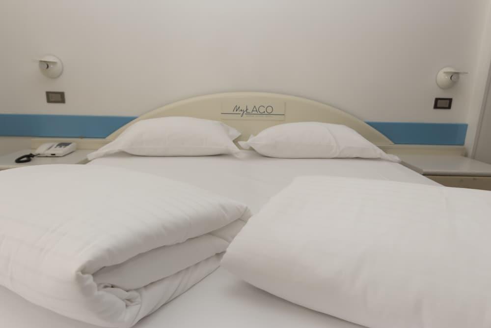 Hi Hotels Рива дел Гарда Екстериор снимка