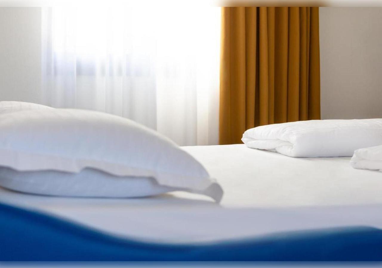 Hi Hotels Рива дел Гарда Екстериор снимка