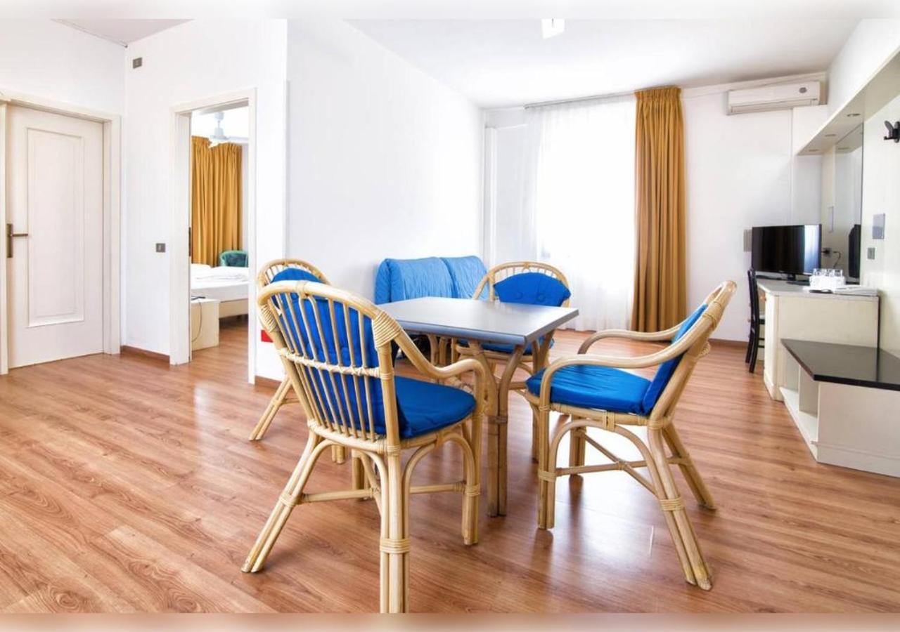 Hi Hotels Рива дел Гарда Екстериор снимка