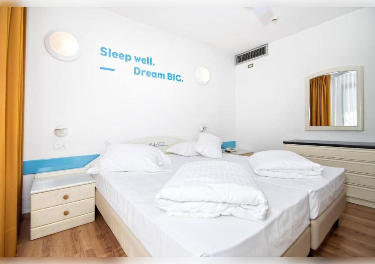 Hi Hotels Рива дел Гарда Екстериор снимка